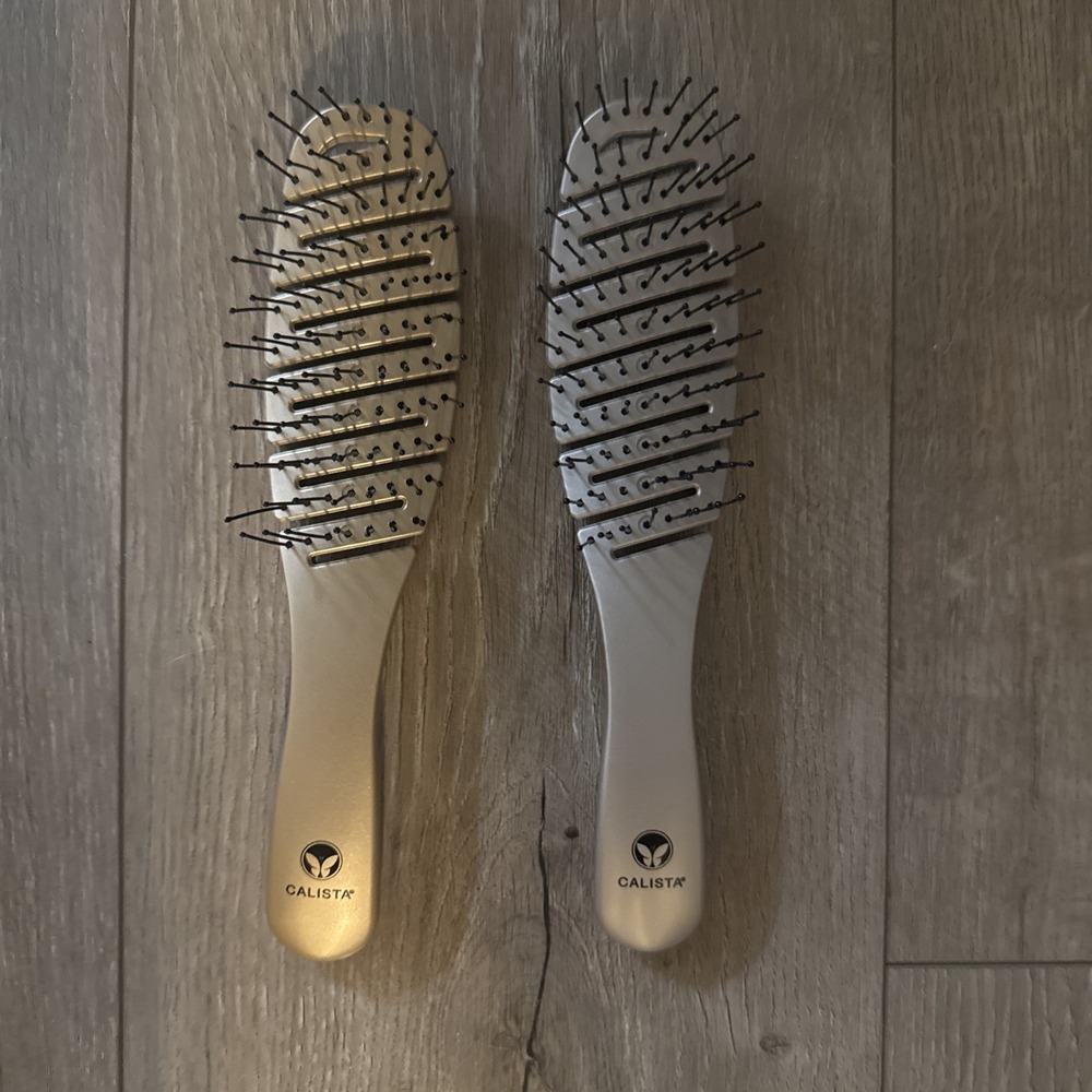2 Calista Smoothie Hair Brush De-tangle Smooth Style Flexible‎ Lightweight